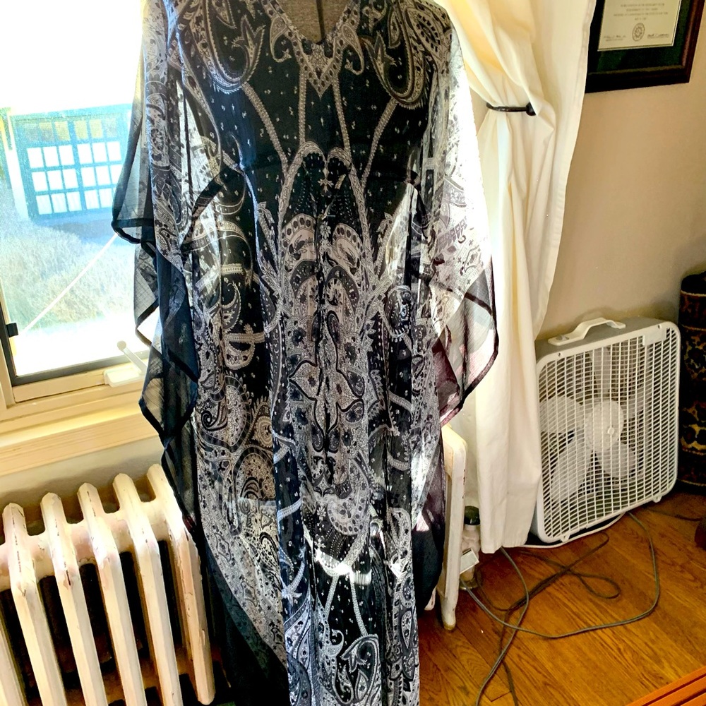 Avenue plus size swimsuit coverup 18/20